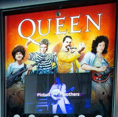 Queen - Pinball Brothers